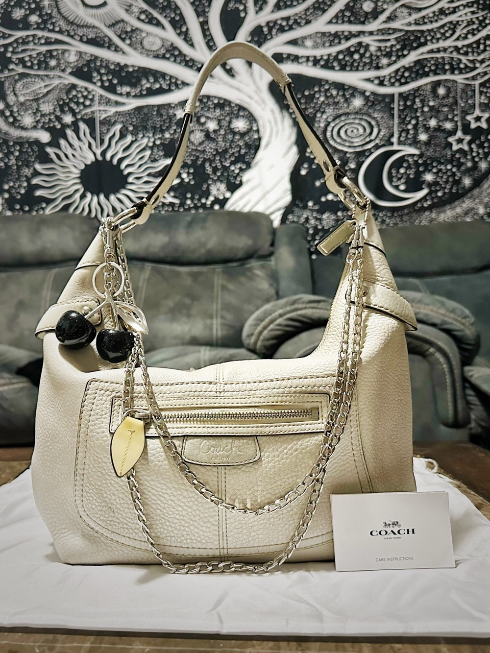 Vintage Coach soho Shoulder Bag Pebbled Leather in Chalk - Picture 10 of 17